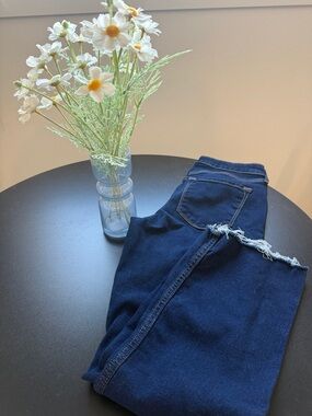 Old Navy Women's Skinny Jeans in Dark Blue with Frayed Detail